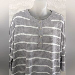 Short Sleeve Gray White Stripped Knit Sweater TOP Sz XL Crew